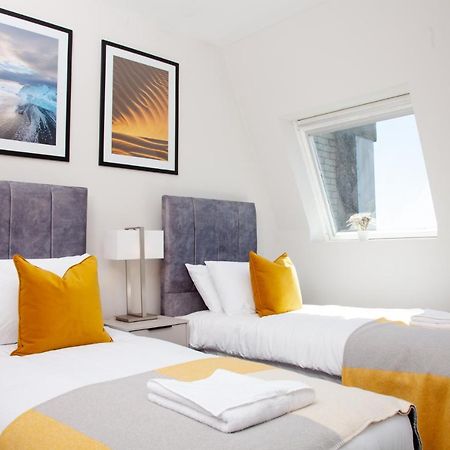 High Life Serviced Apartments - Old Town Свіндон Екстер'єр фото