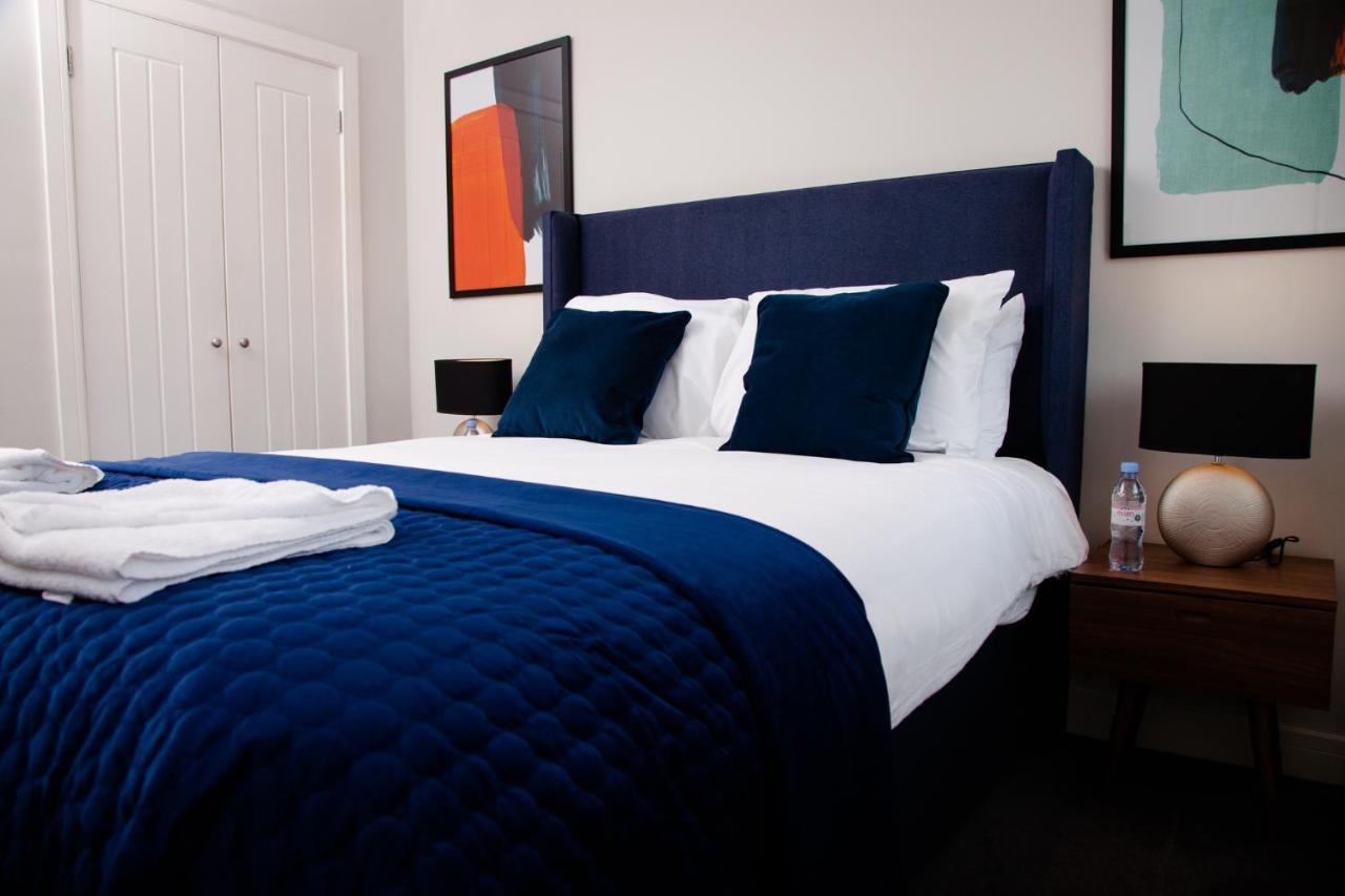High Life Serviced Apartments - Old Town Свіндон Екстер'єр фото