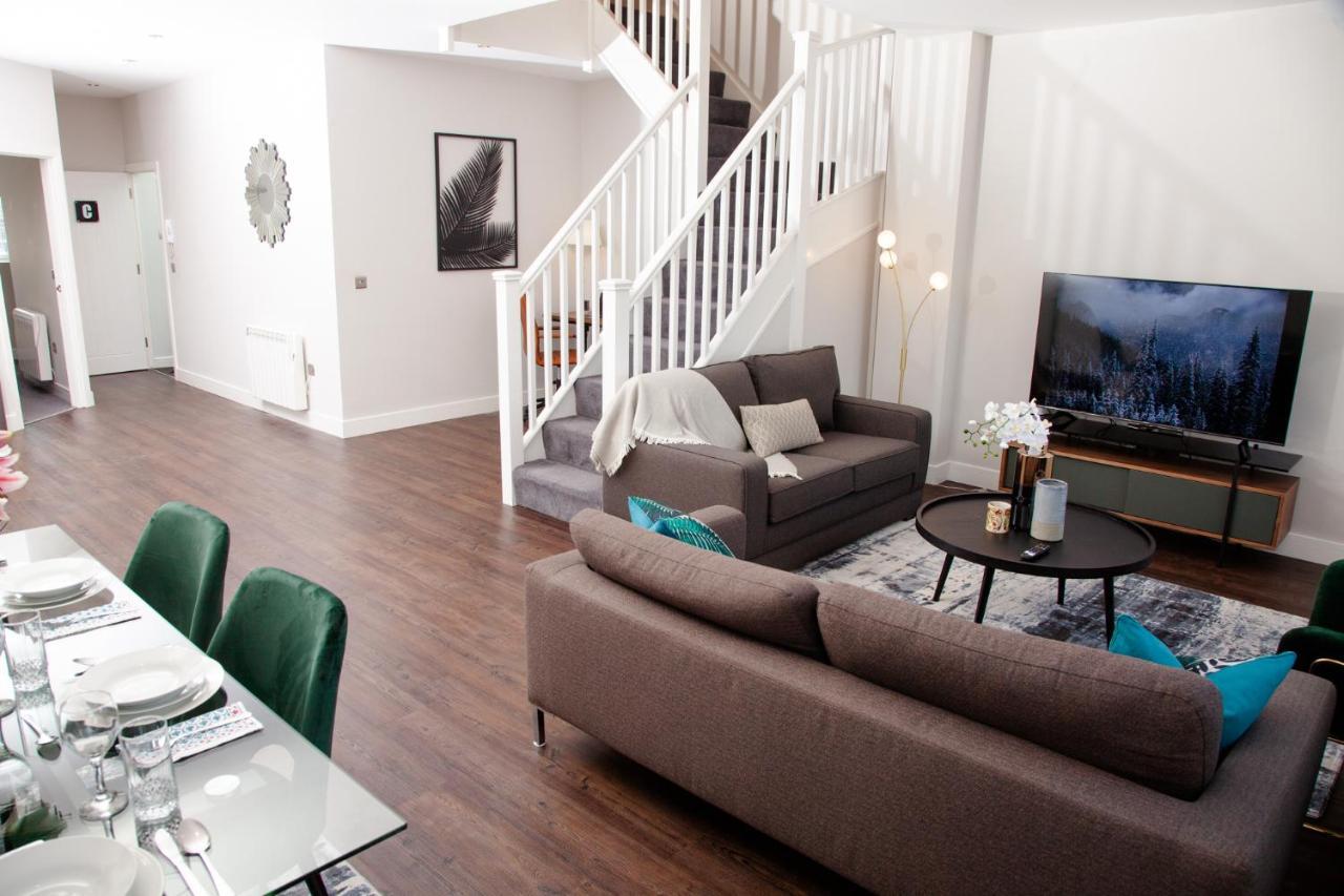 High Life Serviced Apartments - Old Town Свіндон Екстер'єр фото